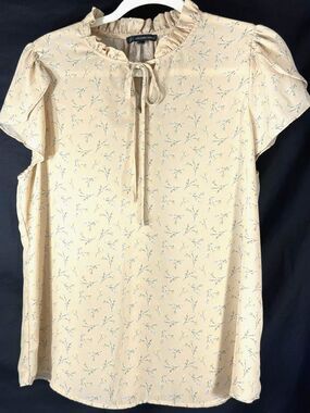 Adrianna Appel Blouse Tie Front Flutter Sleeve Beige/Green/Blue/Wht Floral  Sz L